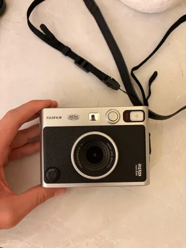 Fujifilm instax mini evo