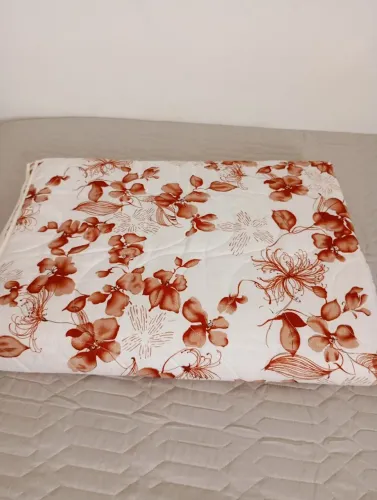 Cobre Leito Solteiro Florido + 1 Porta Travesseiro
