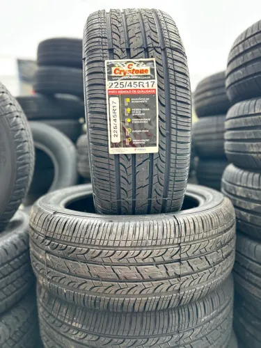 Pneu 225/45 R17 Crystone remoldado com inmetro e vipal 