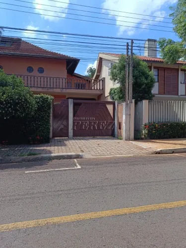 Sobrado à venda no centro de Londrina - Lago Parque