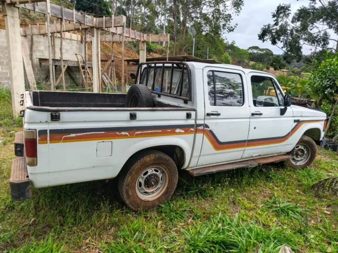 Chevrolet D-20 S / Luxe 3.9/4.0 Diesel 1995
