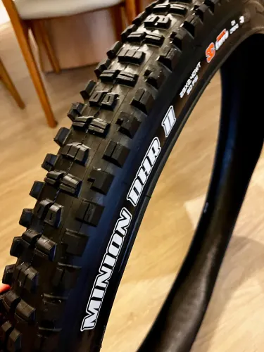 Pneu Maxxis Minion DHR2 29X2.40 3C E50