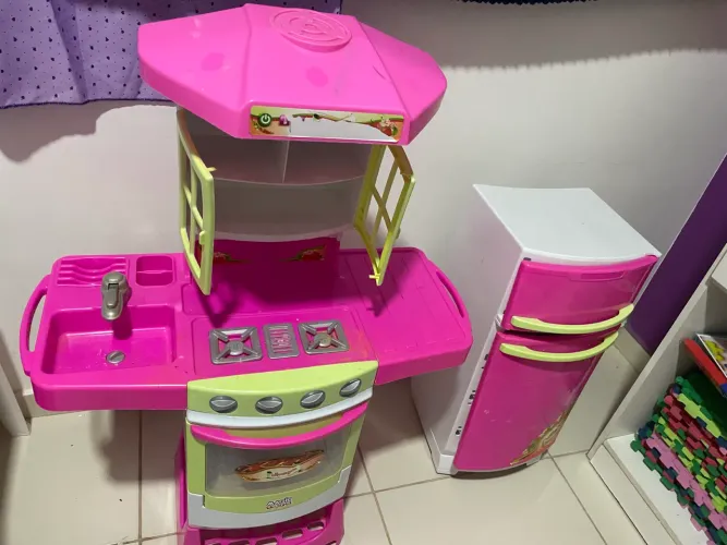 Cozinha Infantil 400,00