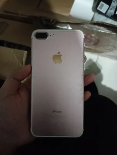 iPhone 7 plus 