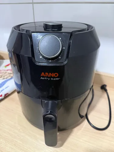 Air Fryer Arno, modelo EY2018, 127V