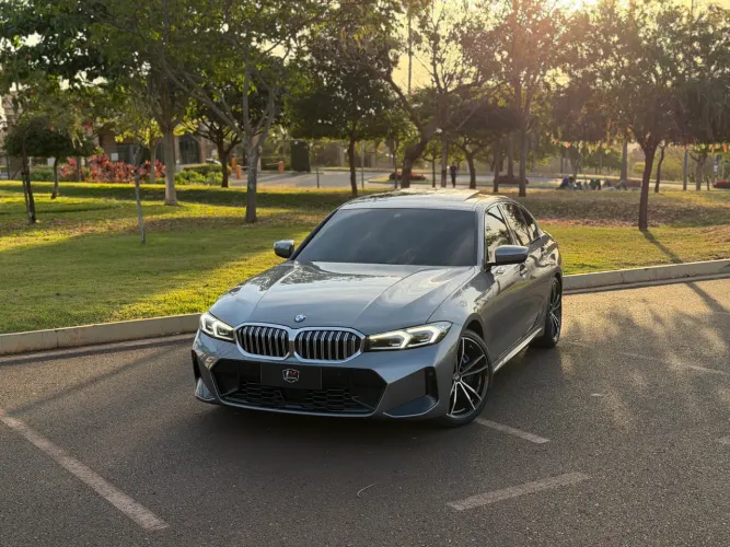 BMW 320I A 2.0 TB M Sport Activeflex 16V 4P 2023