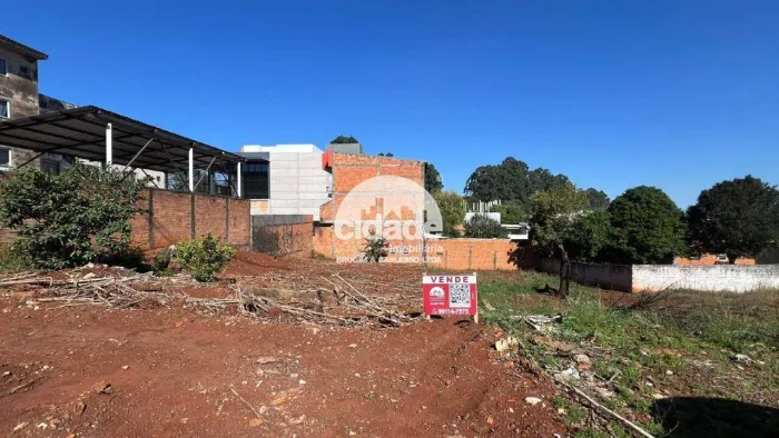 Terreno à venda com 360,00m², no bairro Pacaembu, em Cascavel/PR