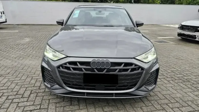 Audi A3 Sed.perf. Black 2.0 TFSI S-tronic 2026