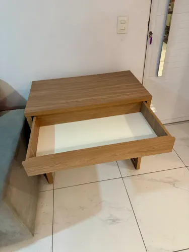 Escrivaninha / Mesa de Estudo em Madeira com Gaveta Ampla