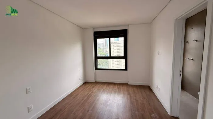 Apartamento à venda, 142,26m², 4 quartos, 3 vagas, Vale do Sereno, Nova Lima|MG