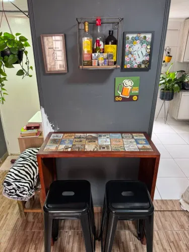 Barzinho c/ Banquetas