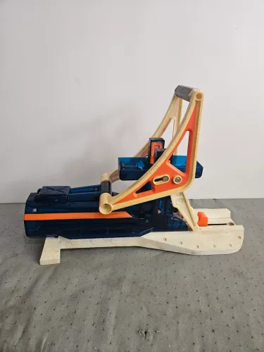 Hot Wheels Ballistiks - Combat Cannon da Mattel.