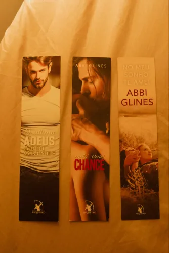 Trio marcadores de páginas - autora Abbi Glines