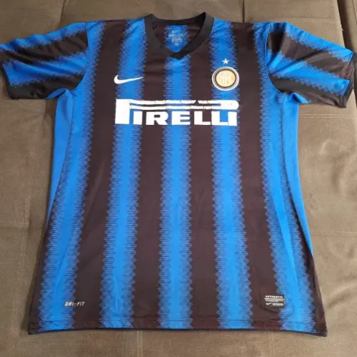 Camisa Inter de Milão original GG temporada 2010/2011