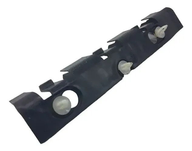 Guia Direito Para-choque Traseiro Renault Logan 1.0 16v 2010