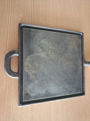 Chapa de Ferro Grill para Assar Carnes e Lanches
