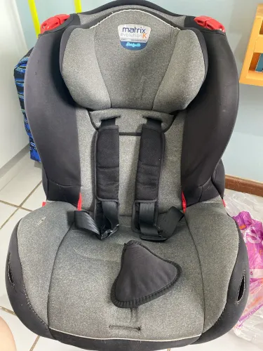 Cadeirinha de carro infantil 