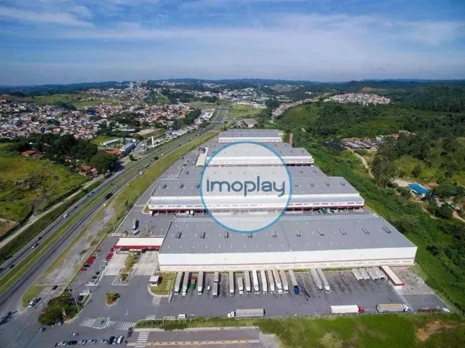 Galpão em condomínio para alugar - Embu das Artes/SP