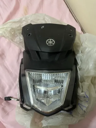 Farol Factor ano 2026 - original Yamaha - funcionando perfeitamente