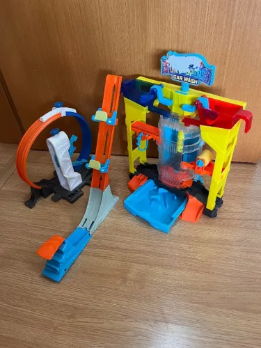 Hot Wheels
