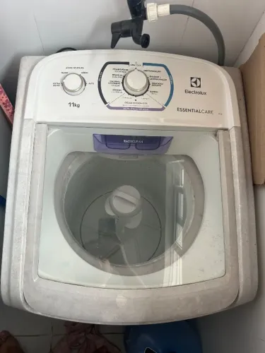 Máquina de Lavar Electrolux Essential Care 11kg - Semi-Automática