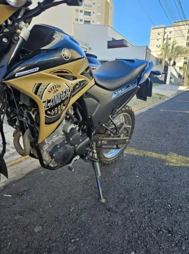 XTZ 250 Lander