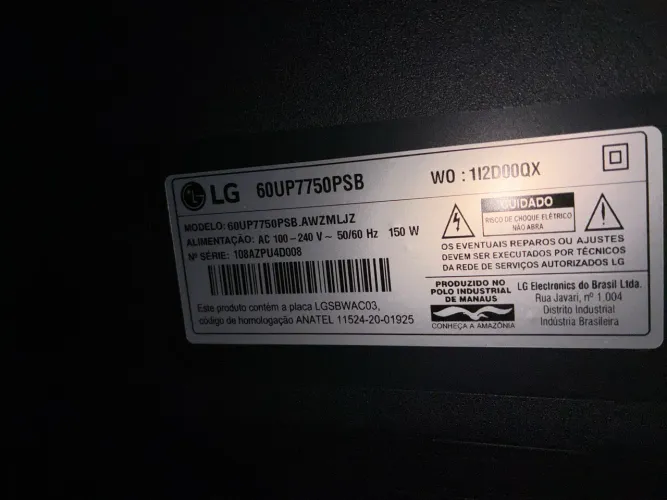 TV LG 60 polegadas com defeito 