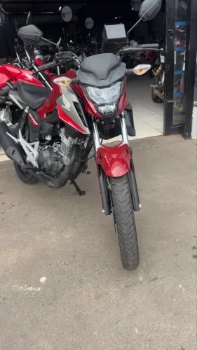 Vendo titan 160 modelo 2025