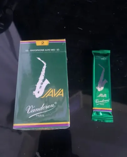Caixa de Palheta 10u Vandoren Java saxofone soprano Alto