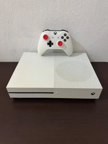 Xbox One S | 1TB de Memória