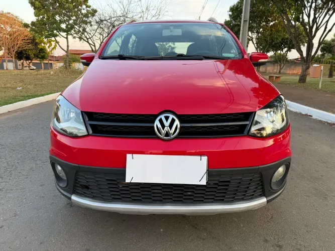 Volkswagen Crossfox 1.6 MI Total Flex 8V 5P 2013