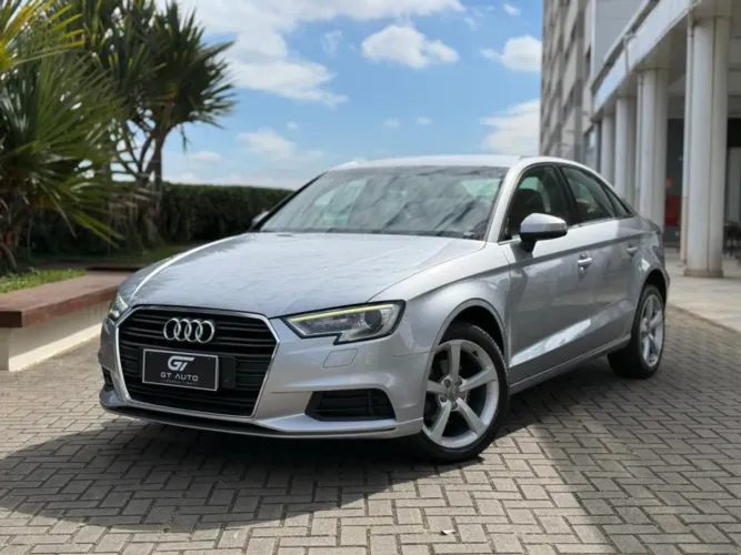 Audi A3 Sedan 1.4 TFSI Flex Tiptronic 4P 2017