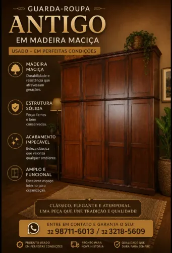 Guarda roupa em madeira maciça antigo. 