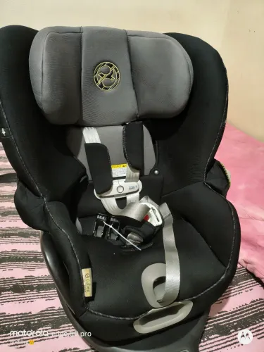 Cadeirinha de bebê cyber Sirona Gold