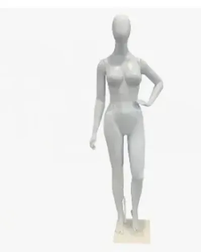Manequins
