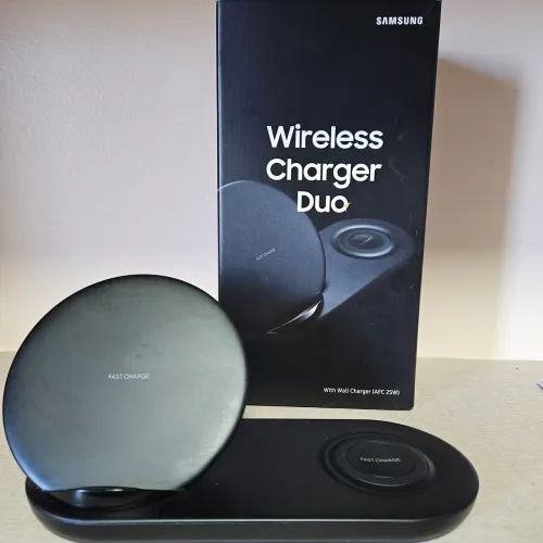 Samsung  -  Carregador Wireless Duo