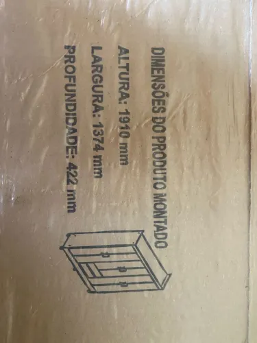 Vende-se kits de cama de casal mais um guarda-roupa de 6 porta