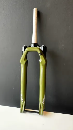 SUSPENSÃO GRAP SPIDER ARO 700c EIXO 12X100 VERDE MUSGO