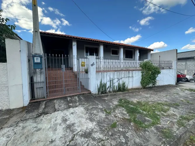 Casa com três quartos para venda e locação em Águas de São Pedro