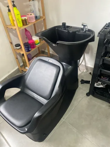 Kit salão cadeira mais lavatório e carrinho e mesa de café 