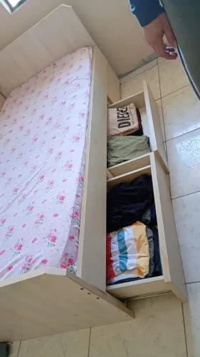 Cama de solteiro