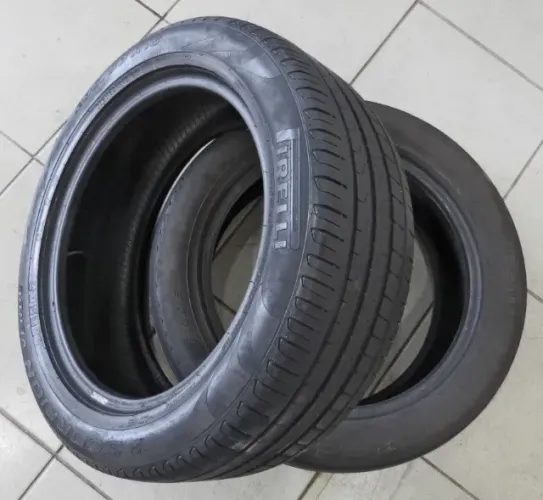 Pneu 235/50/R18 - Usado