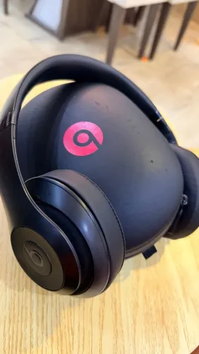 Fone Beats Studio 3 Apple Usado