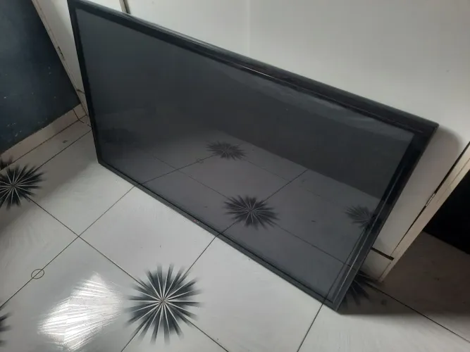 Tv lg plasma 50p com defeito