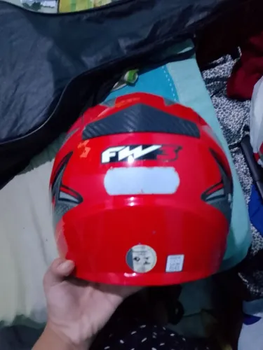 Capacete FW3 Moto X Vermelho Fechado | Tam 56 | Viseira Cristal | Aracaju. Preço fixo 150$