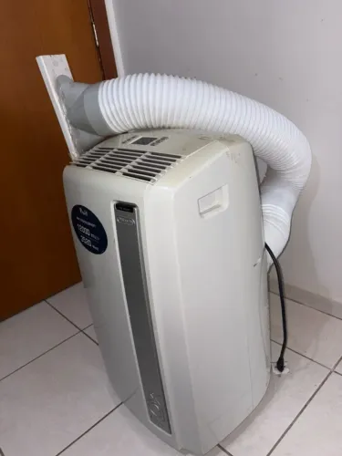Ar Condicionado Portátil DeLonghi Pinguino PAC AN120 12.000 BTUs 127V