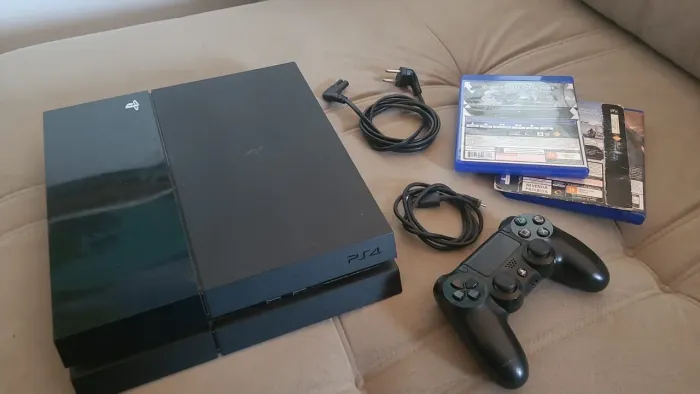 PS4 Fat