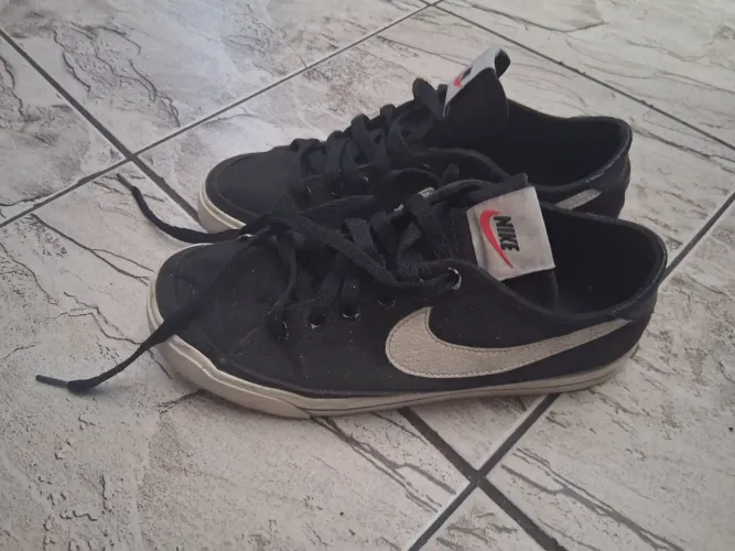 Tenis nike