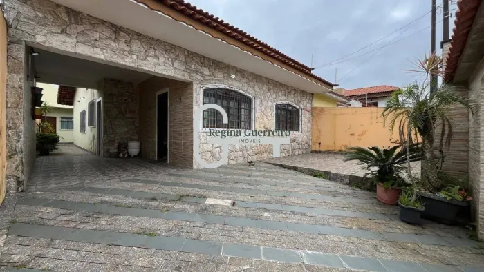 Casa com 3 dormitórios à venda, 200 m² por R$ 580.000,00 - Parque Balneário Oasis - Peruíb