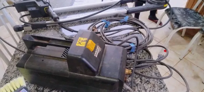 Lavadora profissional Karcher auto pressão